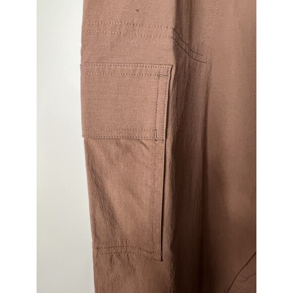 NWT Vuori VW4103 Performance Birch Jogger Pepper Brown Cargo Pants Women's Large - Picture 6 of 11